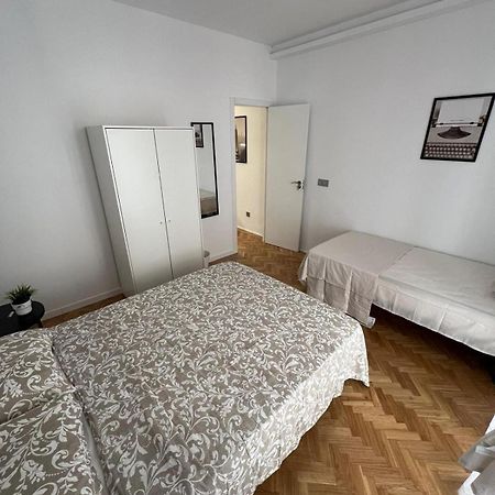 Madrid Apartment Exterior photo